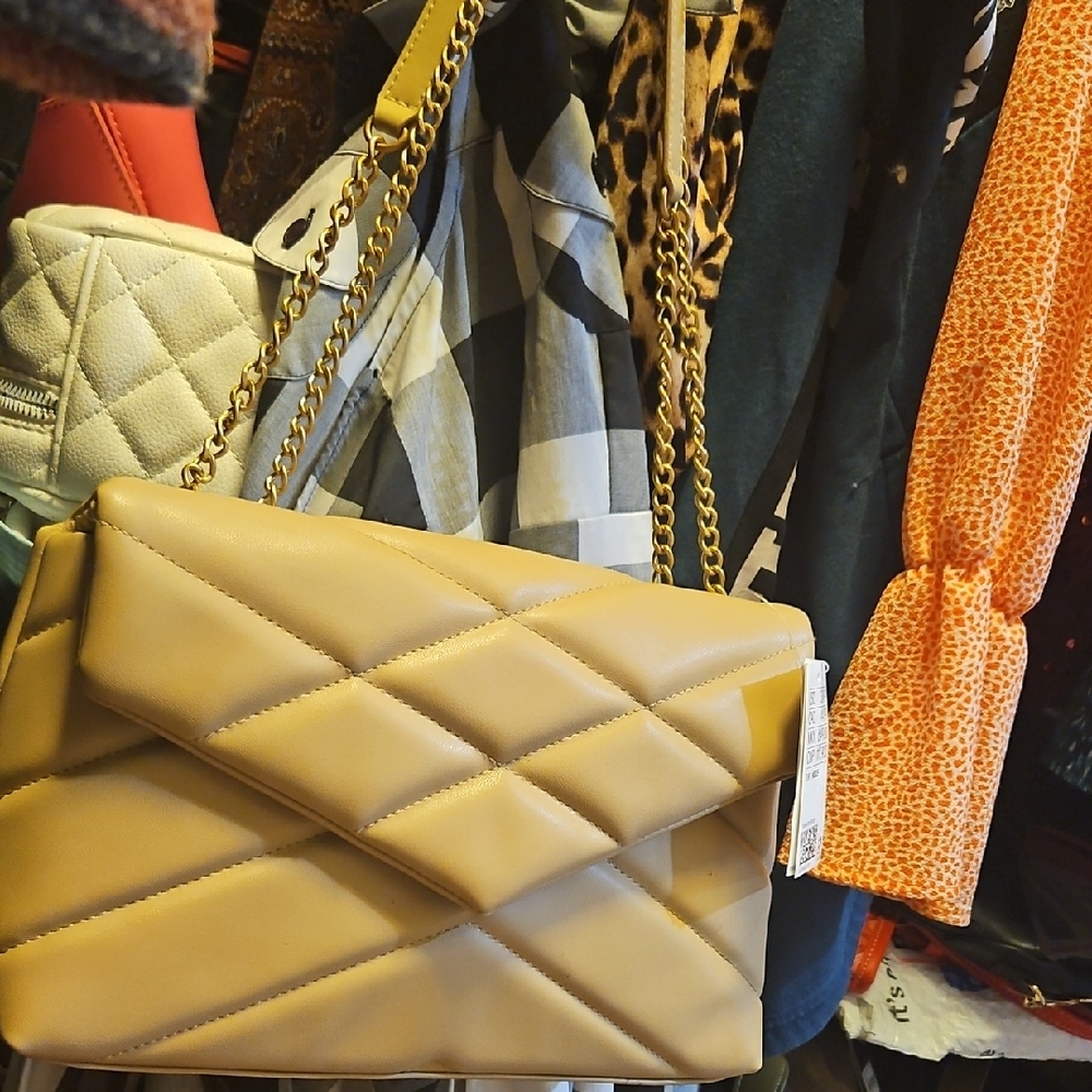 NWT H & M Elegant Tan Quilted Crossbody/ Shoulder Bag